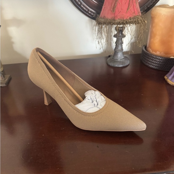 Cozy Island Minimalist Mesh Stiletto Heeled Pumps - Picture 6 of 6